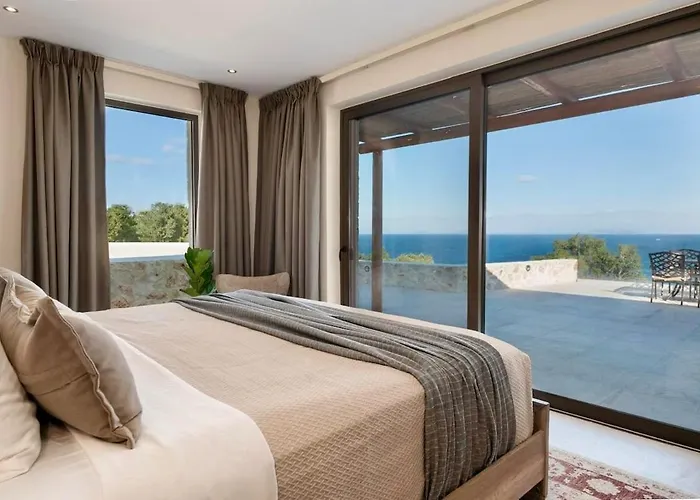 Aquaterra Luxurious Seafront Kefalonia Skala Villa *