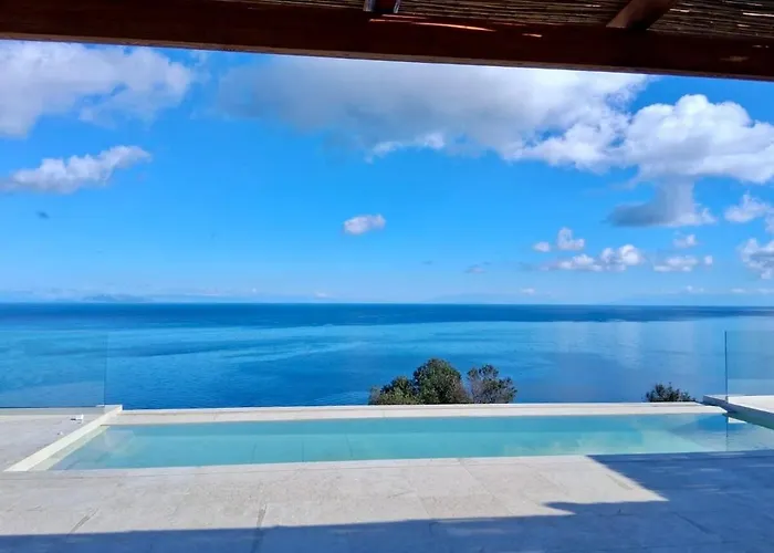 Villa Aquaterra Luxurious Seafront Kefalonia Skala