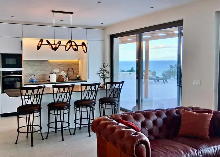 Aquaterra Luxurious Seafront Kefalonia Skala Anninata